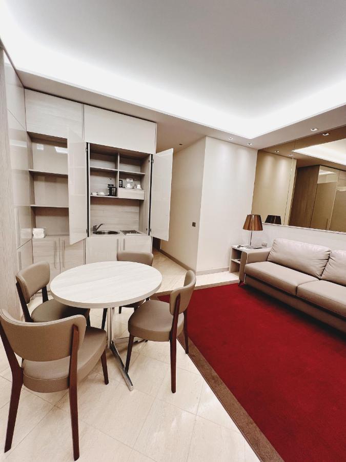 Harry'S Bar Trevi Luxury Apartments - Mignanelli Rome Exterior photo